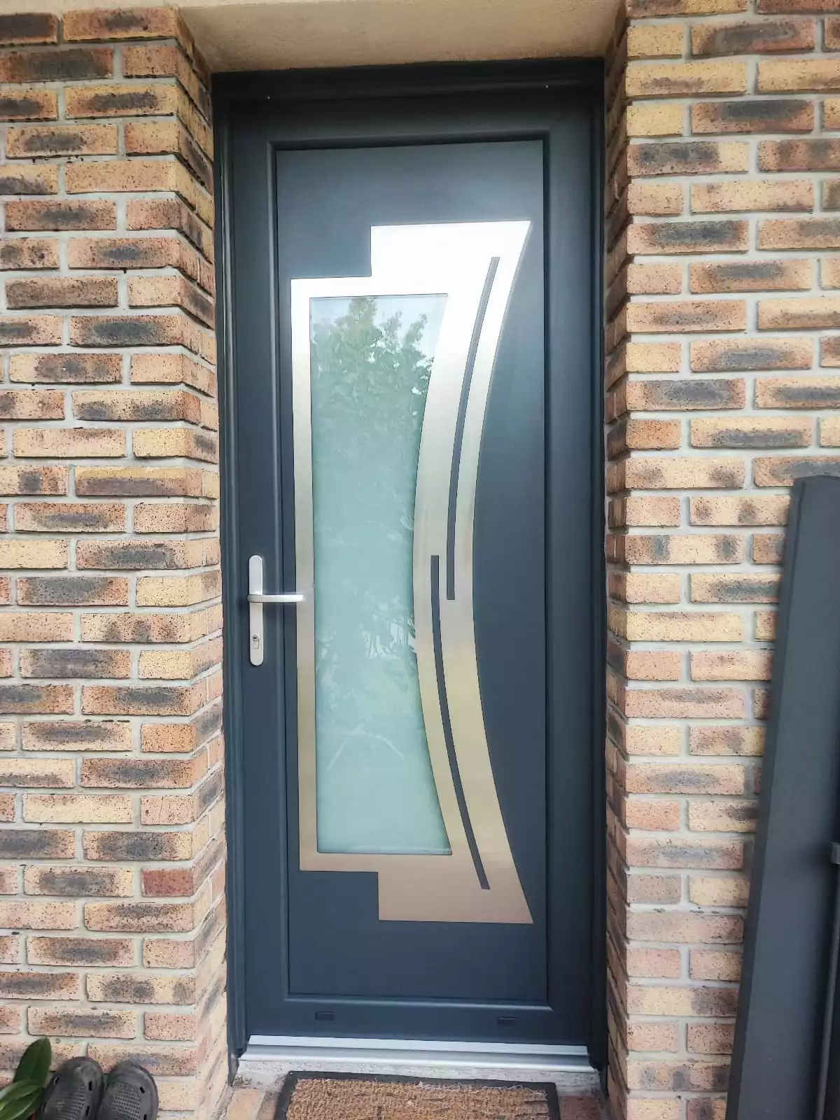 Installation portail coulissant motorisé, portillon, clôture aluminium - 010 - OUVERTIS - Neuilly-Plaisance